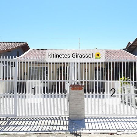 Kitinete Girassol 1 - Penha Sc - Beto Carrero别墅 外观 照片